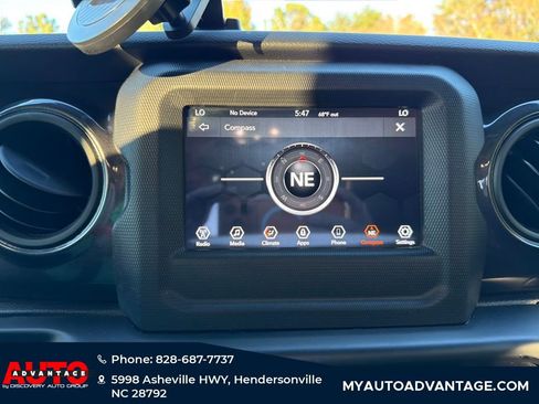 Used 2022 Jeep Gladiator Sport image 17