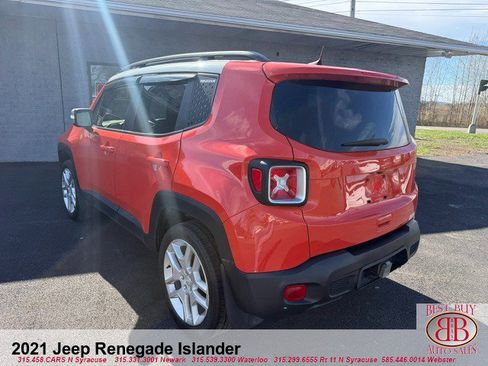 Used 2021 Jeep Renegade Latitude AWD/4WD image 5