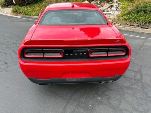 Used 2019 Dodge Challenger SXT AWD/4WD image 5
