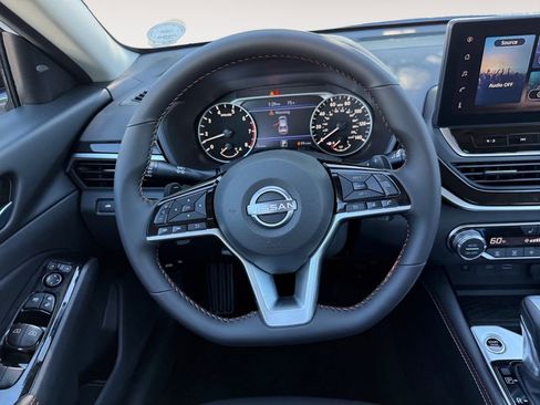 New 2025 Nissan Altima 2.5 SR w/ SR Premium Package image 12