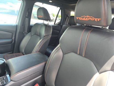 Used 2023 Honda Pilot TrailSport image 8