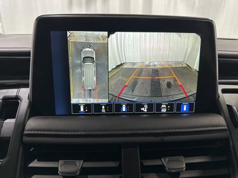 Certified 2024 Chevrolet Tahoe Z71 w/ Luxury Package image 24