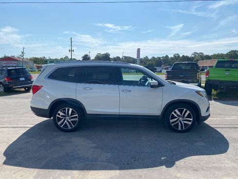 Used 2016 Honda Pilot Elite image 6
