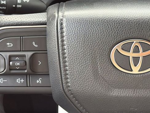 New 2026 Toyota 4Runner SR5 image 21