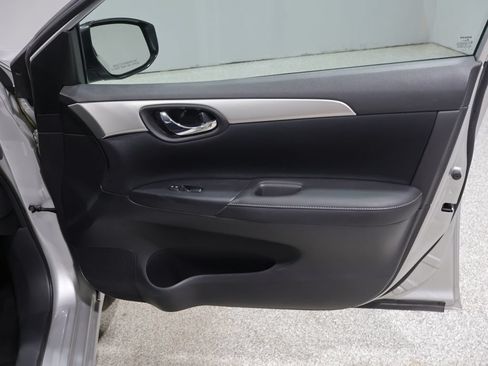 Used 2016 Nissan Sentra S FWD image 20