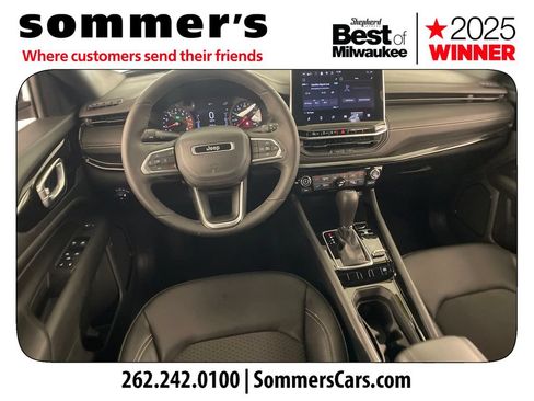 Used 2024 Jeep Compass Latitude w/ Convenience Group AWD/4WD image 12