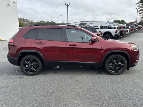 Used 2020 Jeep Cherokee Altitude image 9