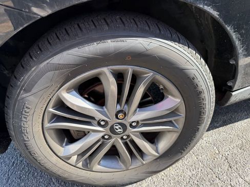 Used 2015 Hyundai Tucson GLS image 2