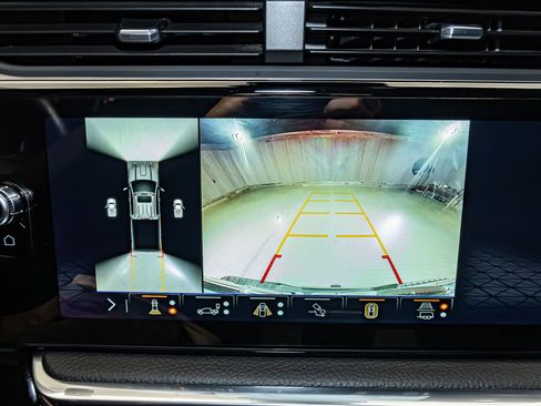 Used 2025 GMC Sierra 3500 Denali w/ Denali Reserve Package image 20