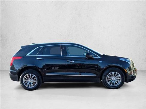 Used 2017 Cadillac XT5 Luxury image 4