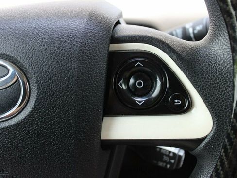 Used 2016 Toyota Prius Two FWD image 28