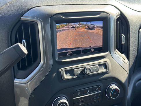 Used 2025 Chevrolet Silverado 1500 Custom image 25