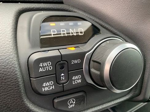 New 2025 RAM 1500 Big Horn AWD/4WD image 35