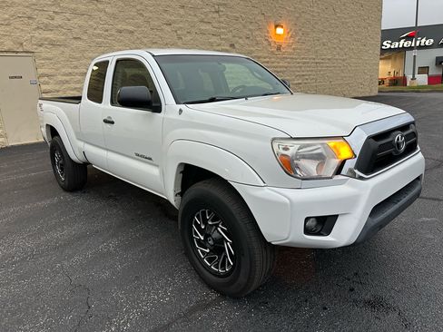 Used 2013 Toyota Tacoma 4x4 Access Cab V6 image 7
