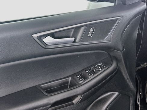 Used 2022 Ford Edge SE w/ Black Appearance Package AWD/4WD image 15