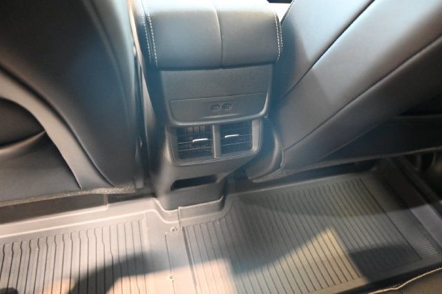 New 2027 GMC Terrain Elevation w/ Elevation Premium Package FWD image 26