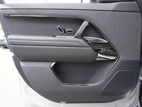 New 2026 Land Rover Range Rover Sport SE AWD/4WD image 17