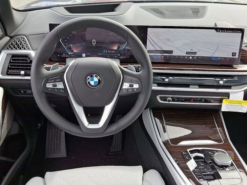 Certified 2026 BMW X5 xDrive40i AWD/4WD image 11