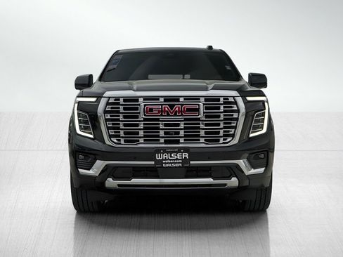 New 2026 GMC Yukon Denali w/ Denali Reserve Package AWD/4WD image 2