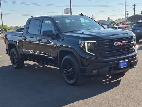 Used 2023 GMC Sierra 1500 Elevation AWD/4WD image 7