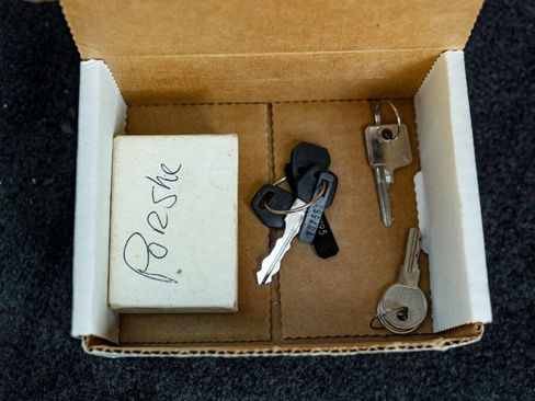 Used 1986 Porsche 944 Turbo image 95