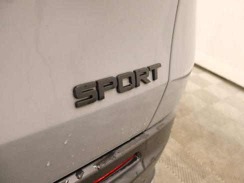 Used 2023 Honda HR-V Sport image 7