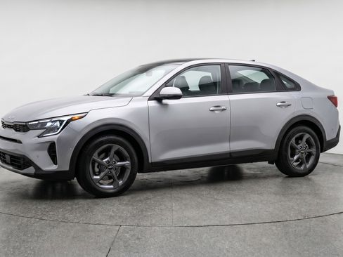 Used 2025 Kia K4 FWD image 3