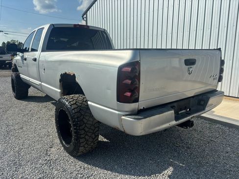 Used 2006 Dodge Ram 2500 Truck SLT AWD/4WD image 3