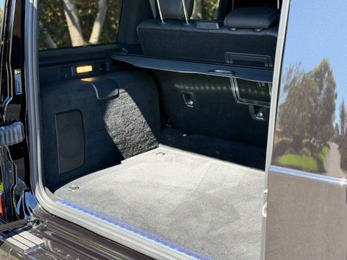 Used 2025 Mercedes-Benz G 580 w/ EQ Technology image 40