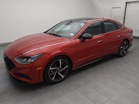 Used 2021 Hyundai Sonata SEL Plus w/ Tech Package FWD image 2