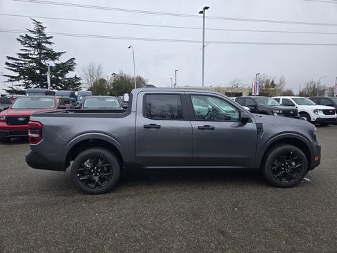 New 2026 Ford Maverick XLT image 4