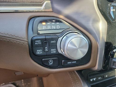 Used 2019 RAM 1500 Laramie Longhorn AWD/4WD image 15