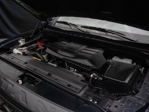 Used 2024 Nissan Titan PRO-4X w/ Off Road Protection Package image 25