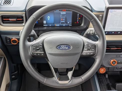 Used 2025 Ford Maverick Lariat AWD/4WD image 34