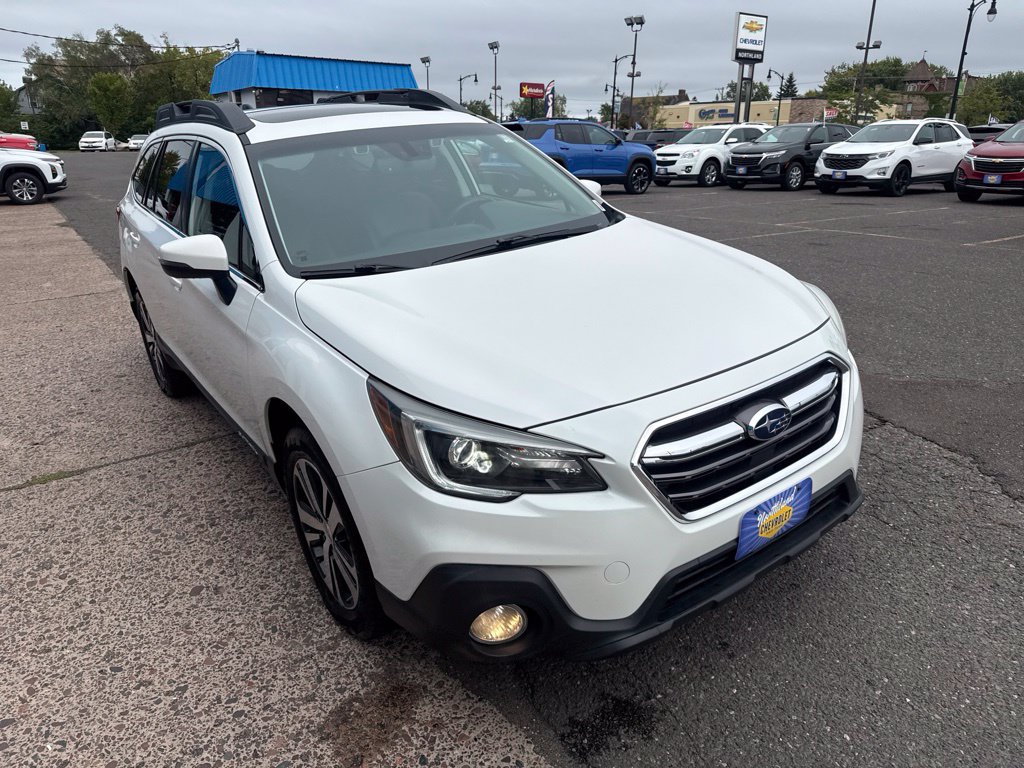 Used 2019 Subaru Outback 2.5i Limited AWD/4WD image 4