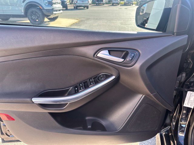 Used 2015 Ford Focus ST FWD image 29