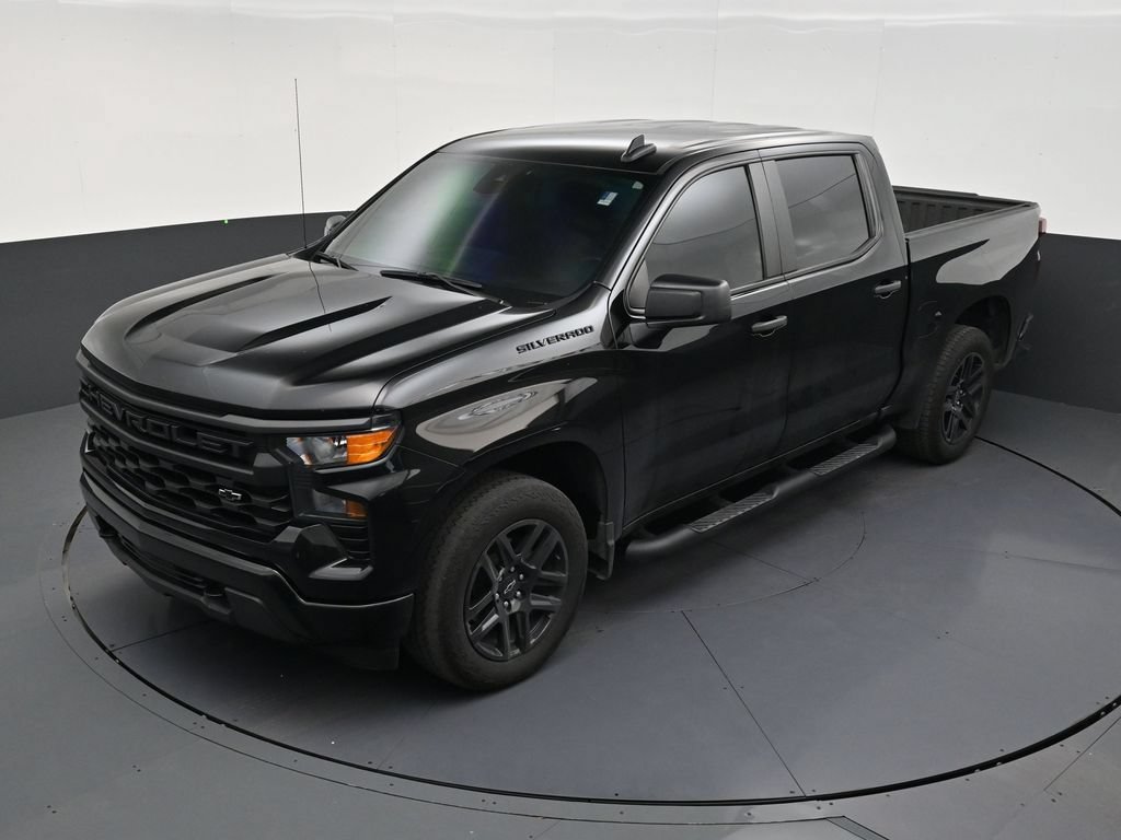 Used 2024 Chevrolet Silverado 1500 Custom w/ Turbomax Blackout Package RWD image 12