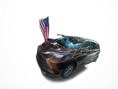 Used 2023 Toyota Sienna LE