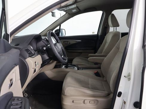 Used 2016 Honda Pilot EX image 8