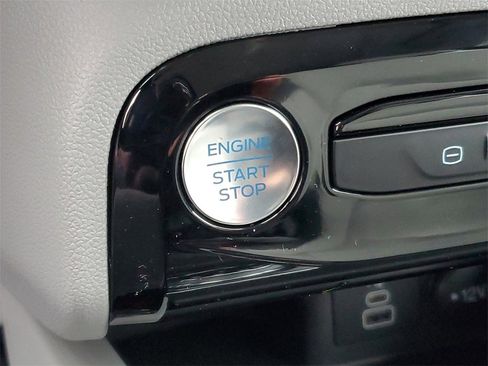 New 2026 Ford Escape SE image 13