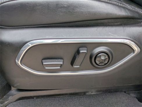 Used 2024 Jeep Wagoneer Series II w/ Flexible Seating Group image 23