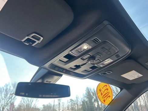 Used 2022 GMC Yukon XL Denali w/ Max Trailering Package image 32