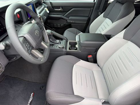 Used 2026 Toyota Tacoma TRD Sport RWD image 5