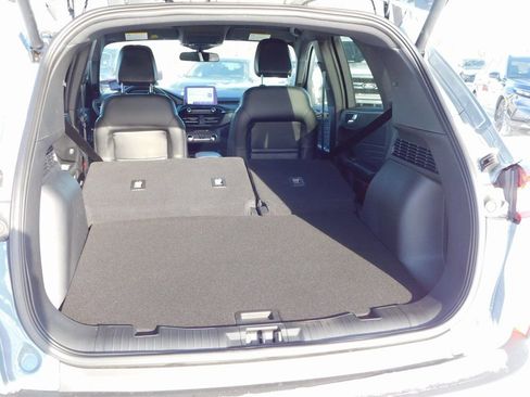 New 2026 Ford Escape ST-Line w/ Cold Weather Package AWD/4WD image 24