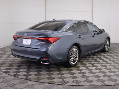 Used 2021 Toyota Avalon Limited w/ Advanced Safety Package image 5