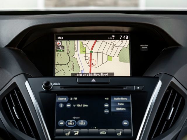 Used 2020 Acura MDX w/ Technology Package AWD/4WD image 22