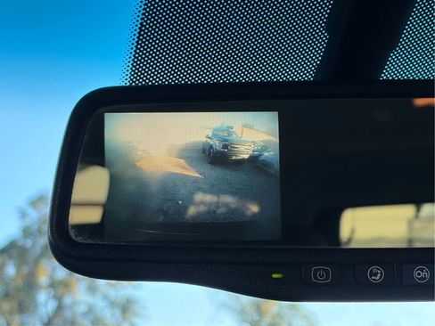 Used 2013 GMC Yukon XL SLT image 30