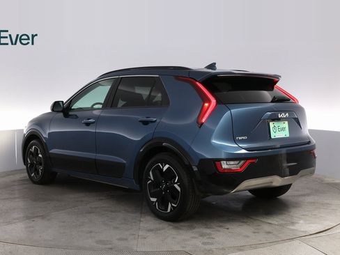 Used 2024 Kia Niro Wave w/ Wave Preserve Package image 14