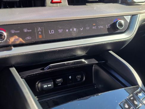 Certified 2023 Kia Sportage SX Prestige image 27