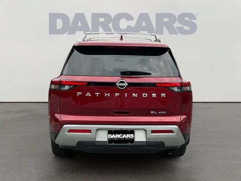 Used 2024 Nissan Pathfinder SL AWD/4WD image 6